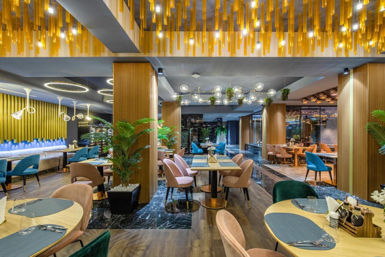Hotel Kristal Focşani 外观 照片