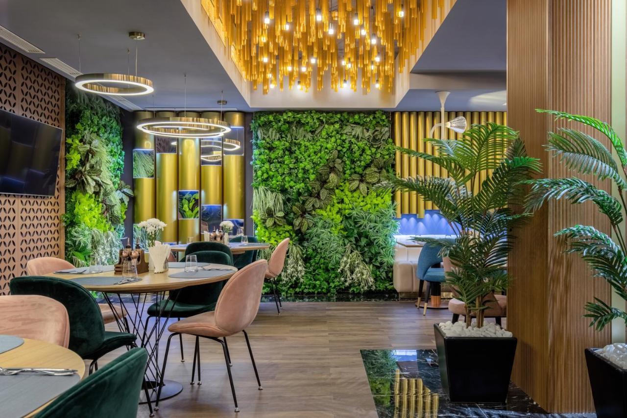 Hotel Kristal Focşani 外观 照片