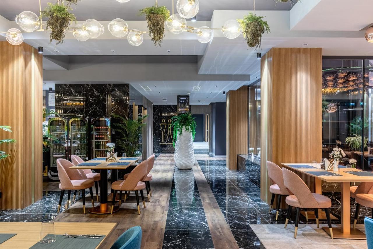 Hotel Kristal Focşani 外观 照片